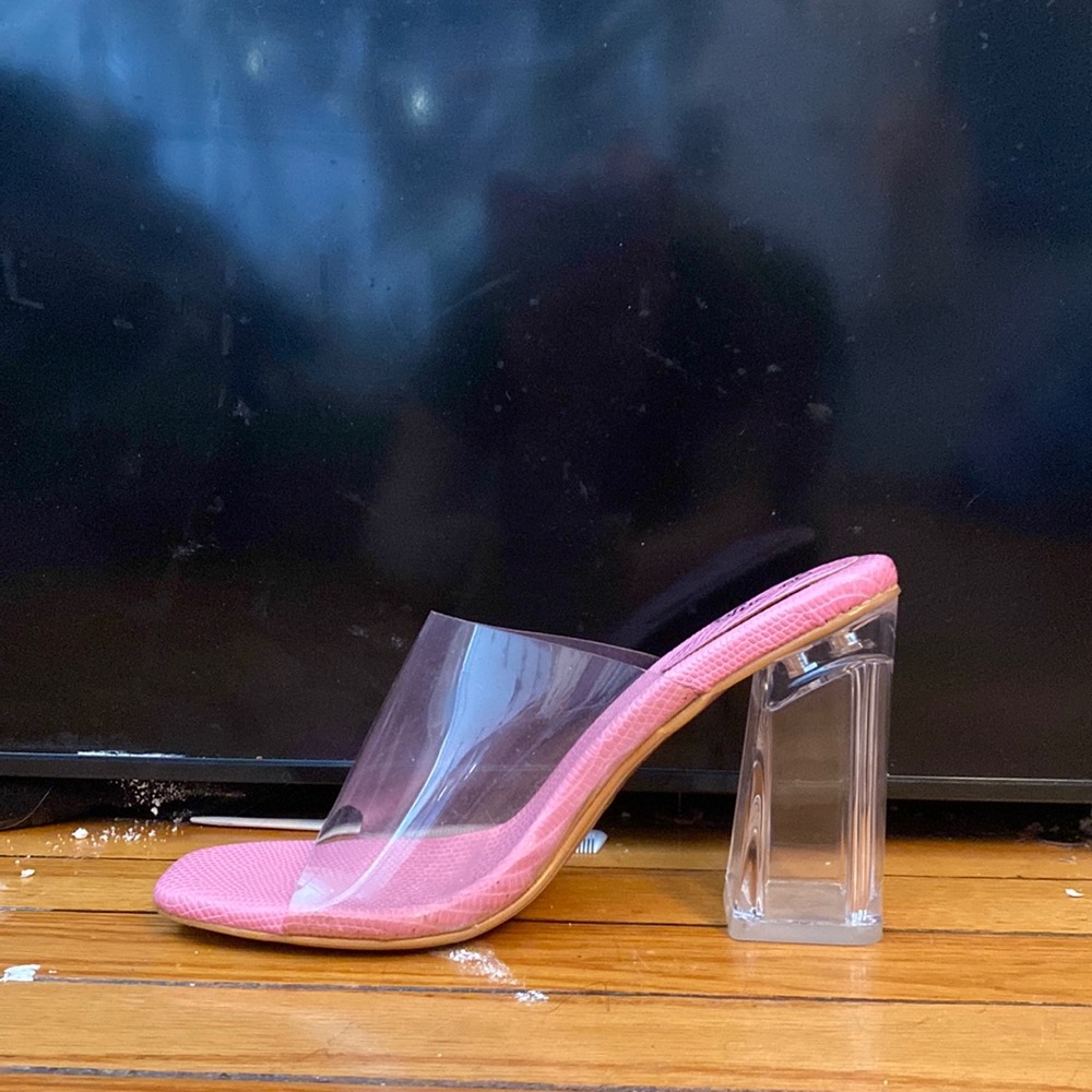 8.5 NEVER WORN CLEAR HEELS WITH PINK LINING